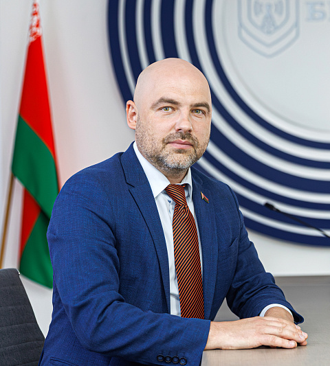Поздравление директора  с 30-летием БелГИЭ